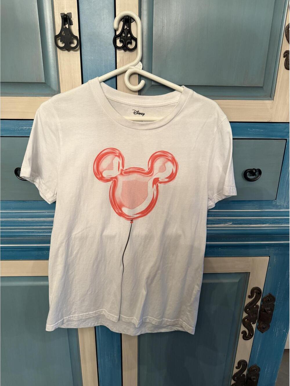 Disney White T-Shirt with Red Balloon Mickey Mouse Design, Size M